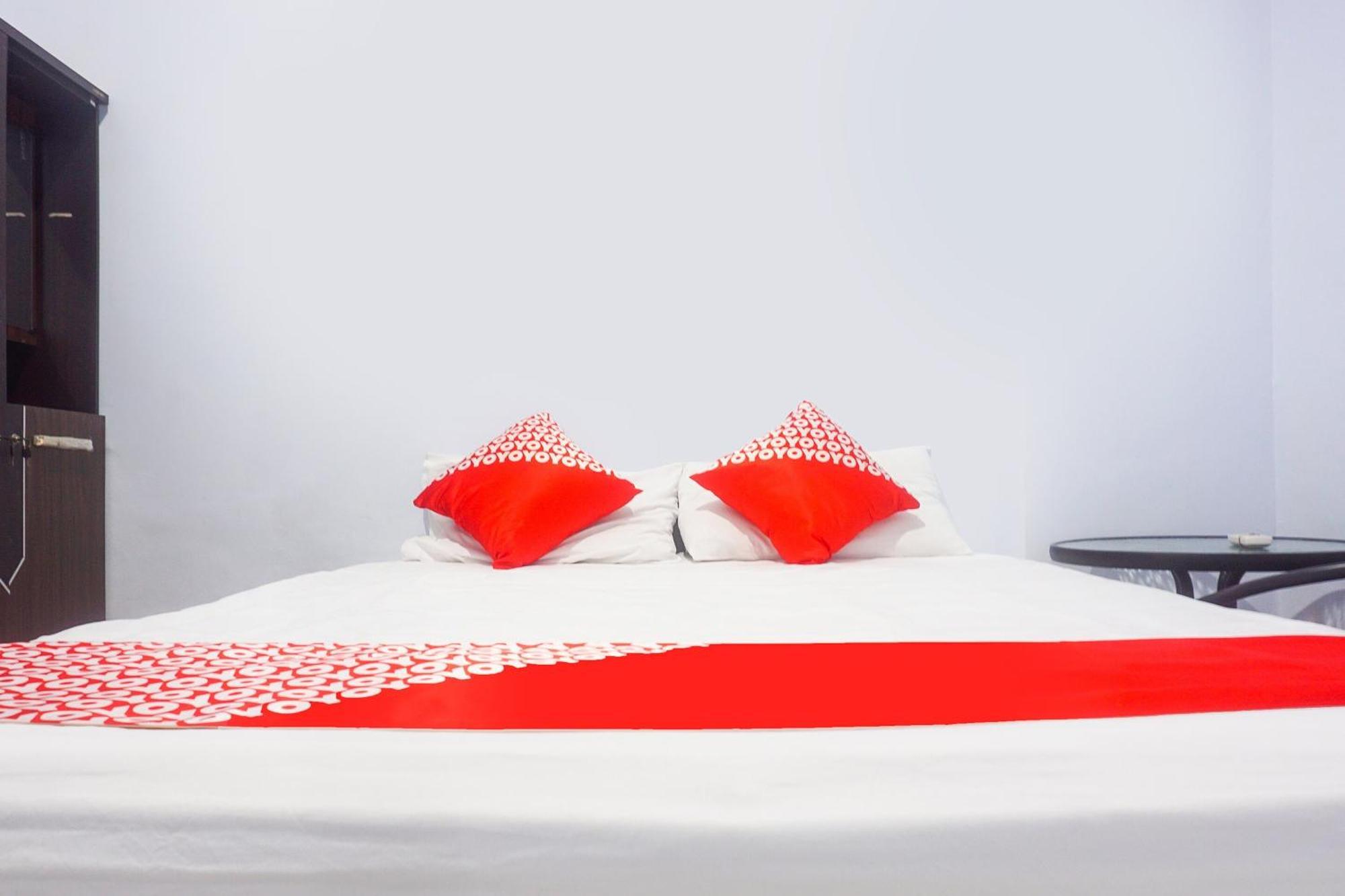 Hotel Oyo 91759 Hikmah